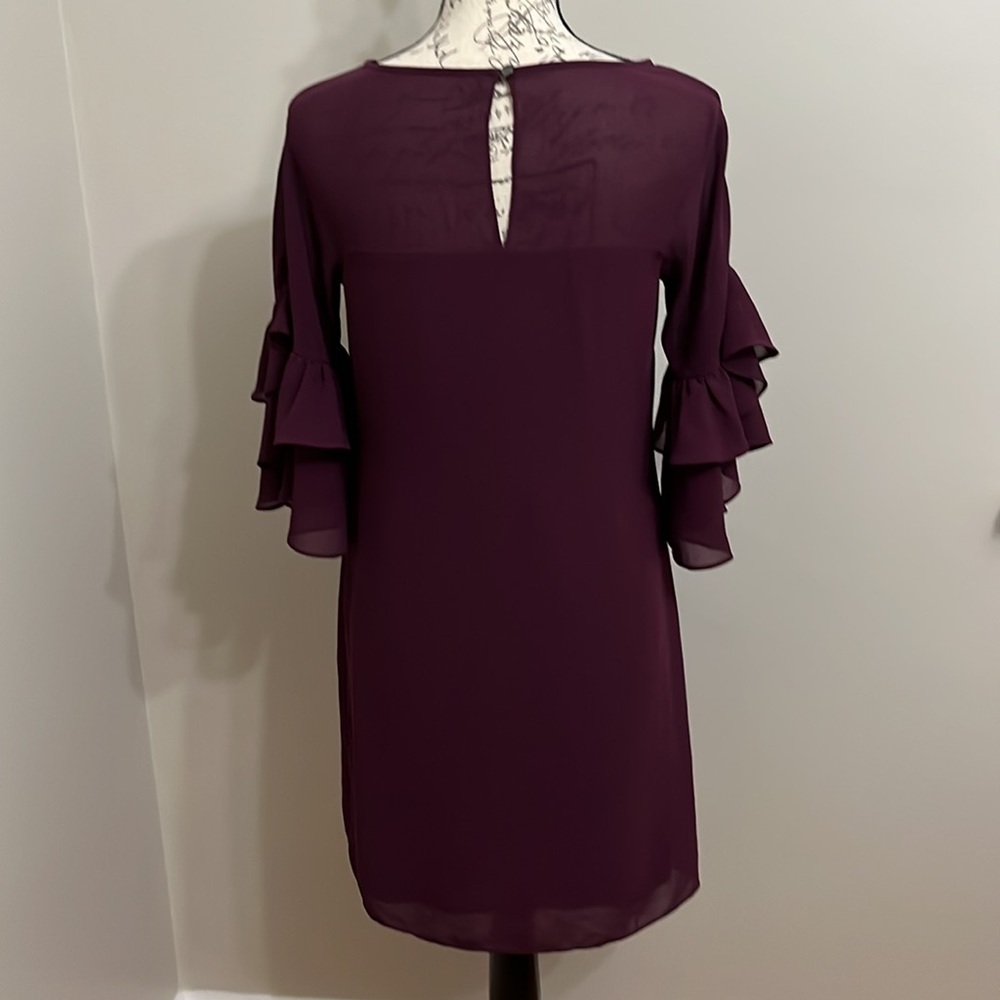 ♥️VINCE CAMUTO DRESS♥️ - Picture 2 of 2